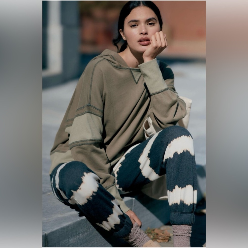 ❤️HP❤️ NWT Size XS - Daily Practice by Anthropologie Boxy Pullover